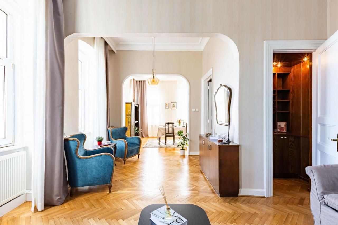 Historical Flat With A Lovely Sea View In Beyoglu Istanbul Exterior foto